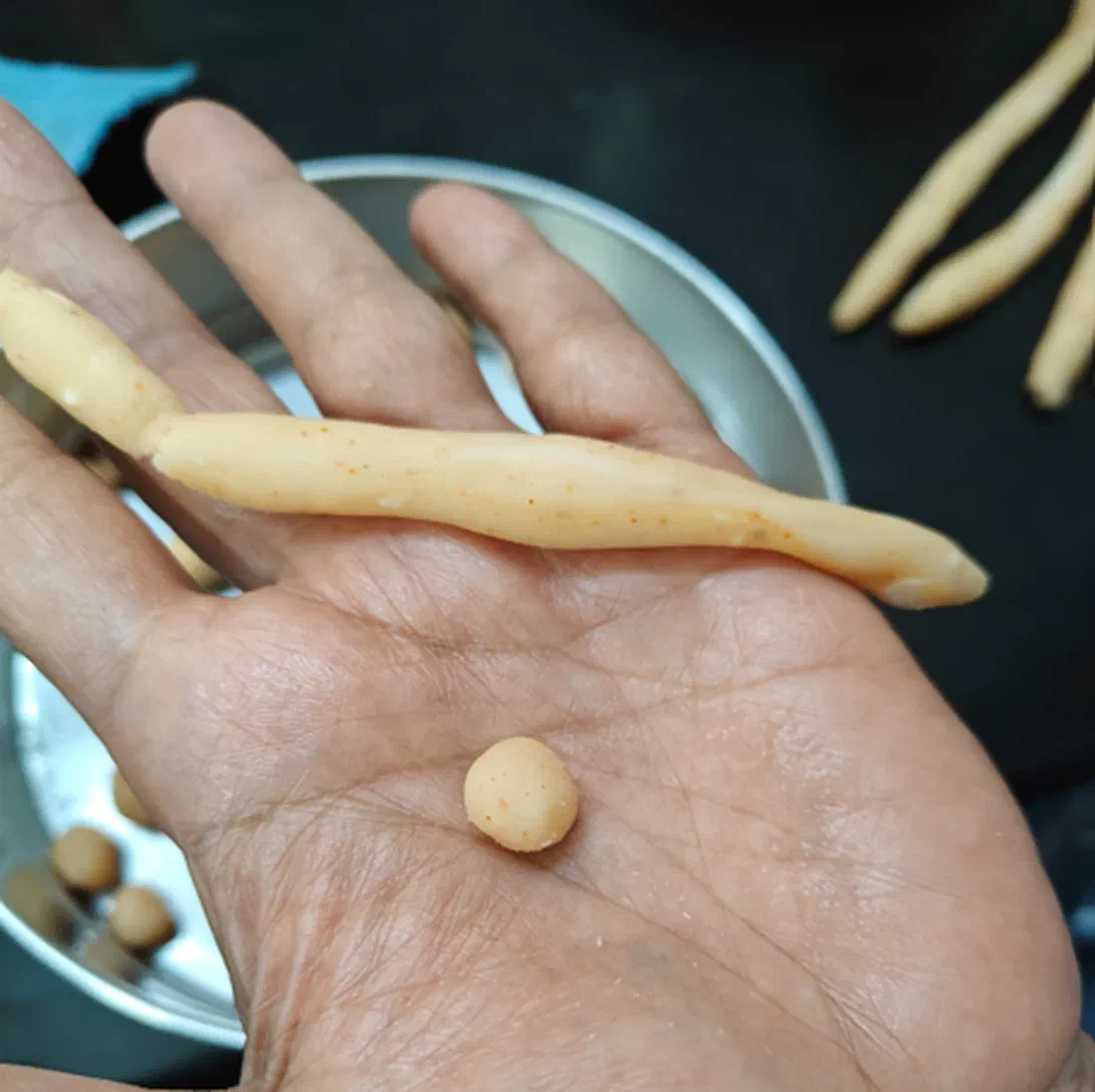 Amani Kozhukattai