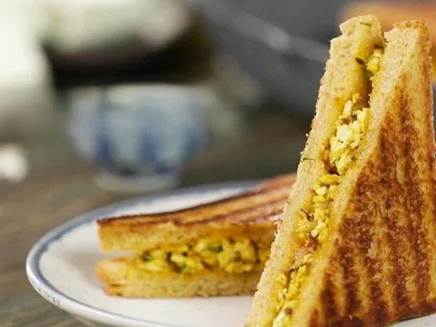 Paneer Bhurji Sandwich